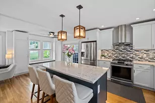 39 Holmes St, Braintree, MA 02184 - Photo 7