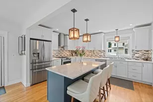 39 Holmes St, Braintree, MA 02184 - Photo 1