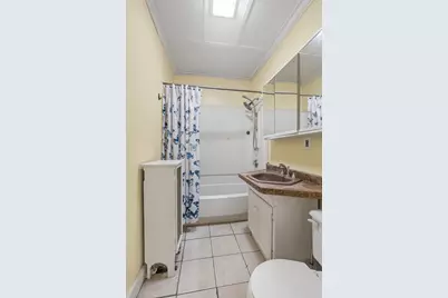 59 Waverly St #2nd, Springfield, MA 01107 - Photo 7