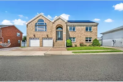 33 Tedford Ave, Revere, MA 02151 - Photo 1