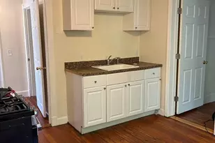 633 River St, Haverhill, MA 01832 - Photo 5