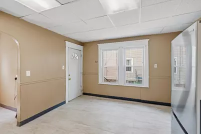 371 Oakland St #1, Springfield, MA 01108 - Photo 3