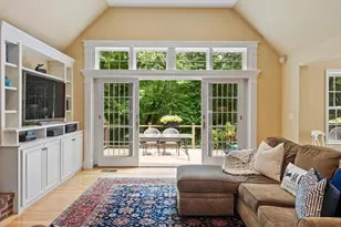 17 Townsend Rd, Lynnfield, MA 01940 - Photo 9