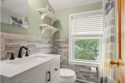 26 Oakwood Rd, Quincy, MA 02169 - Photo 23