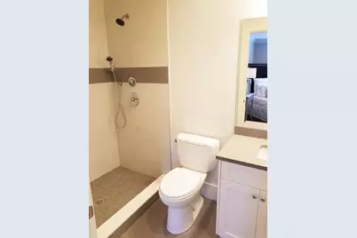 1525 Beacon St #3, Newton, MA 02468 - Photo 11