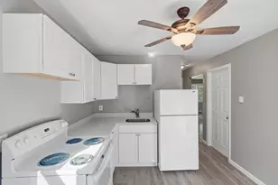 257 N Washington, Belchertown, MA 01007 - Photo 3