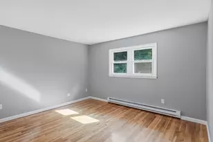 257 N Washington, Belchertown, MA 01007 - Photo 13