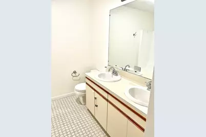 25 Gothland St #G, Quincy, MA 02169 - Photo 15