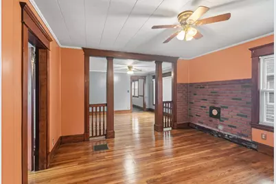 21-23 Colchester St #21, Springfield, MA 01109 - Photo 3