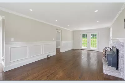 1740 Plymouth St, Bridgewater, MA 02324 - Photo 15
