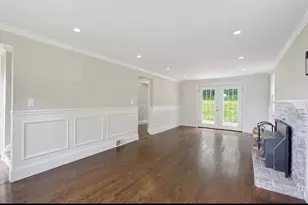 1740 Plymouth St, Bridgewater, MA 02324 - Photo 15