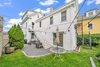 9 Sycamore St, Somerville, MA 02143 - Photo 33