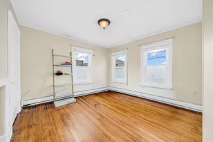 9 Sycamore St, Somerville, MA 02143 - Photo 13