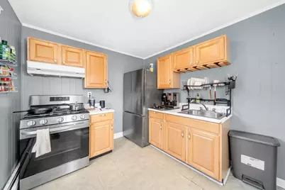 9 Sycamore St, Somerville, MA 02143 - Photo 25
