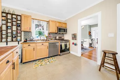 9 Sycamore St, Somerville, MA 02143 - Photo 9