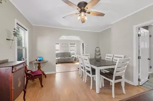 9 Cottage St, Dracut, MA 01826 - Photo 9