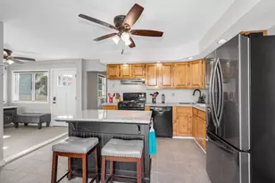 9 Cottage St, Dracut, MA 01826 - Photo 17