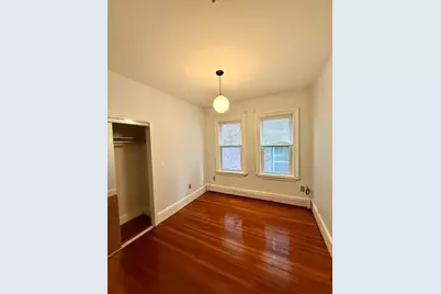 7 Chilcott Pl #1, Boston, MA 02130 - Photo 3