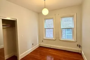 7 Chilcott Pl, Boston, MA 02130 - Photo 3