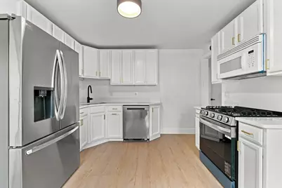 54-56 Alden, Revere, MA 02151 - Photo 3