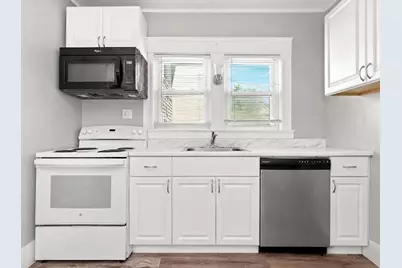191 W 6th St #1, Lowell, MA 01850 - Photo 13