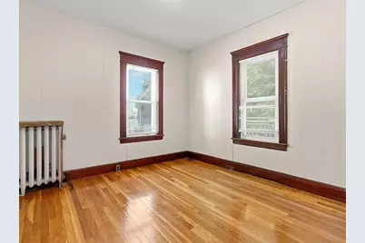 191 W 6th St #1, Lowell, MA 01850 - Photo 9