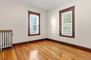 191 W 6th St, Lowell, MA 01850 - Photo 9
