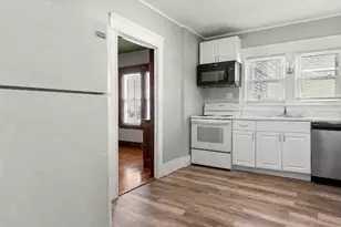 191 W 6th St, Lowell, MA 01850 - Photo 15