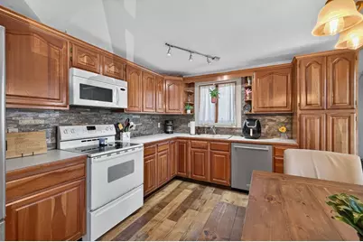 55 Irving St, Fall River, MA 02723 - Photo 3