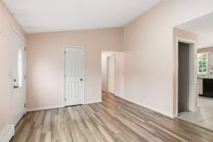 14 Florence Rd, Easthampton, MA 01027 - Photo 9