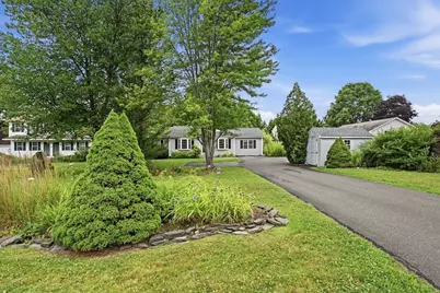 14 Florence Rd, Easthampton, MA 01027 - Photo 5