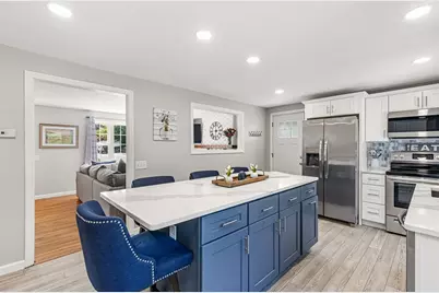 6 Oak Dr, Plainville, MA 02762 - Photo 7