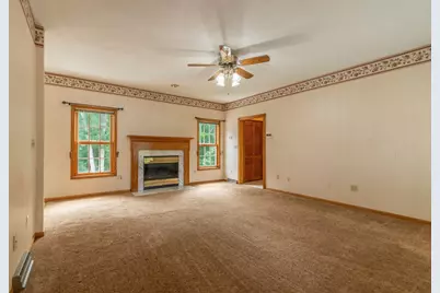 20 Nolan Lane, Agawam, MA 01030 - Photo 11