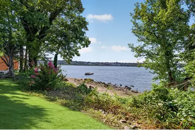 1496 Riverside Ave, Somerset, MA 02726 - Photo 5