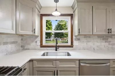 142 Olko Circle, Chicopee, MA 01020 - Photo 11