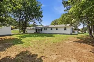 142 Olko Cir, Chicopee, MA 01020 - Photo 37