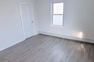 77 Weetamoe St, Fall River, MA 02720 - Photo 9