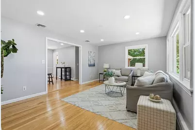 158 Devens St, Springfield, MA 01151 - Photo 1