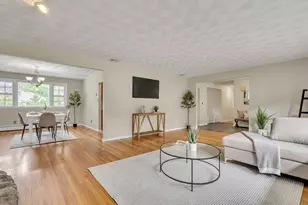 3 Cathy Rd, Burlington, MA 01803 - Photo 11
