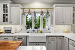 21 Leanne Dr, North Andover, MA 01845 - Photo 5