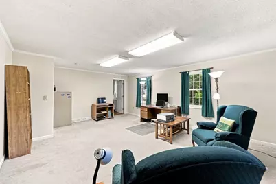 76 Mohawk Dr, Longmeadow, MA 01106 - Photo 25