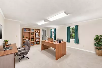 76 Mohawk Dr, Longmeadow, MA 01106 - Photo 25