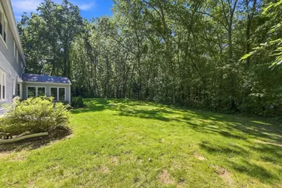 76 Mohawk Dr, Longmeadow, MA 01106 - Photo 39