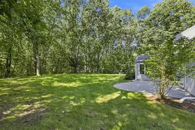 76 Mohawk Dr, Longmeadow, MA 01106 - Photo 35