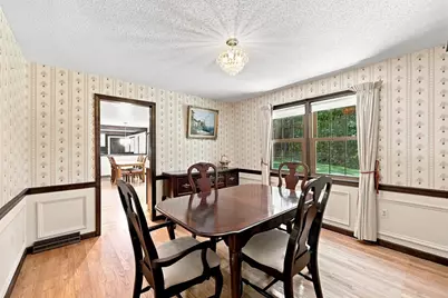 76 Mohawk Dr, Longmeadow, MA 01106 - Photo 7