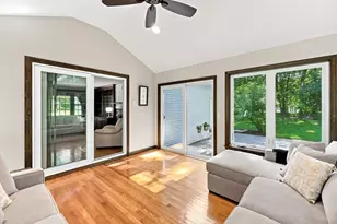 76 Mohawk Dr, Longmeadow, MA 01106 - Photo 17