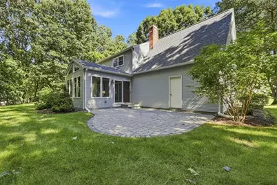76 Mohawk Dr, Longmeadow, MA 01106 - Photo 37