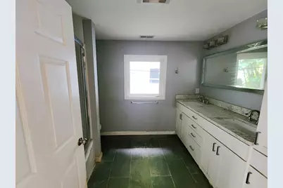 66 Lakeshore Dr, Holliston, MA 01746 - Photo 7