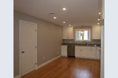 1093 Main St #3, Weymouth, MA 02190 - Photo 5