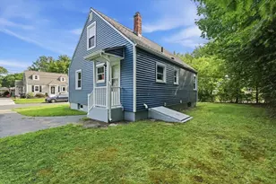 15 Pear St, Springfield, MA 01109 - Photo 27